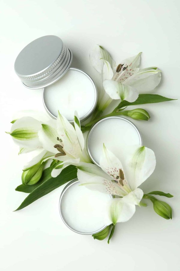 Baume du tigre blanc : fraîcheur et soulagement pour maux de tête et piqûres